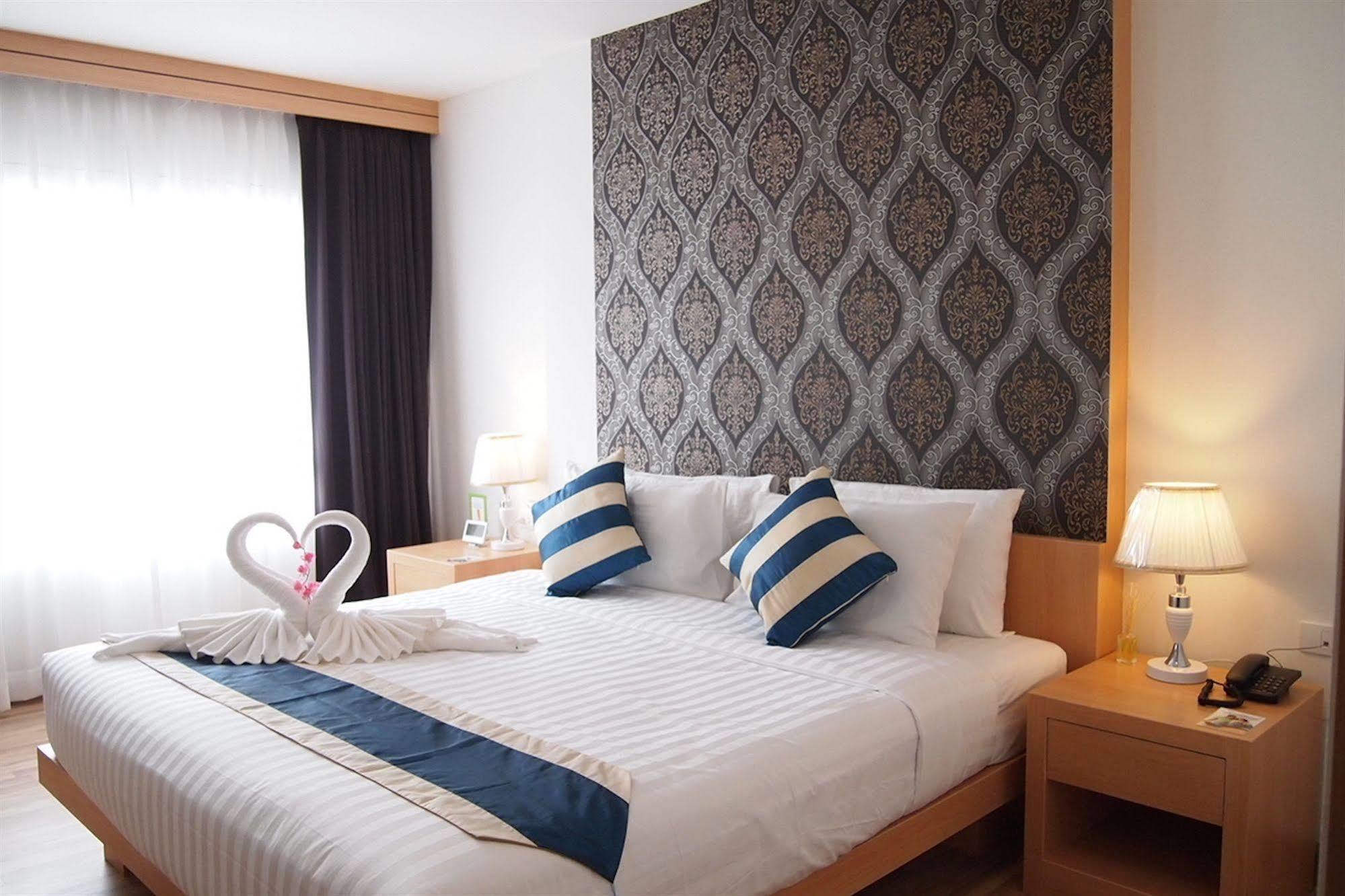 Icheck Inn Central Patong Zewnętrze zdjęcie